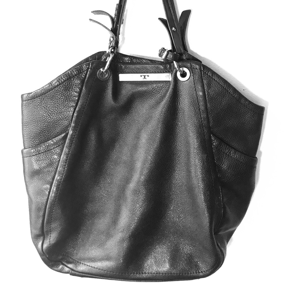 Tory Burch tote in black 💜